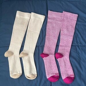 Cozy Women's Knee High Socks - Cream & Pink